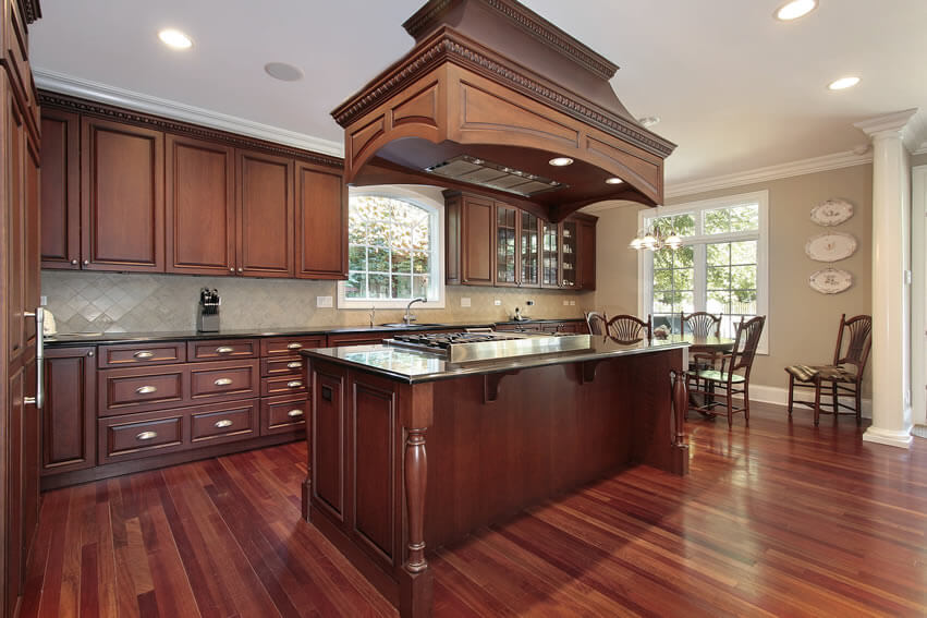 mahogany kitchen cabinet wall color