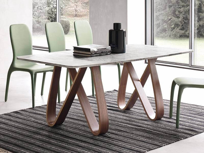 Unique Dining Room Tables - Top 10 Luxury Dining Tables From Exclusive Brands : You can use it for a drink or to hold your book or laptop.