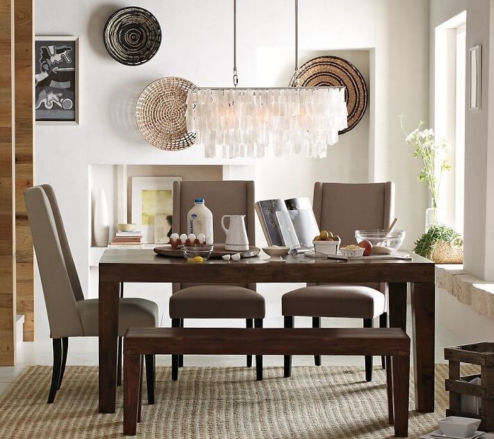 Feel like Beach by Placing Shell Chandelier in Dining Room