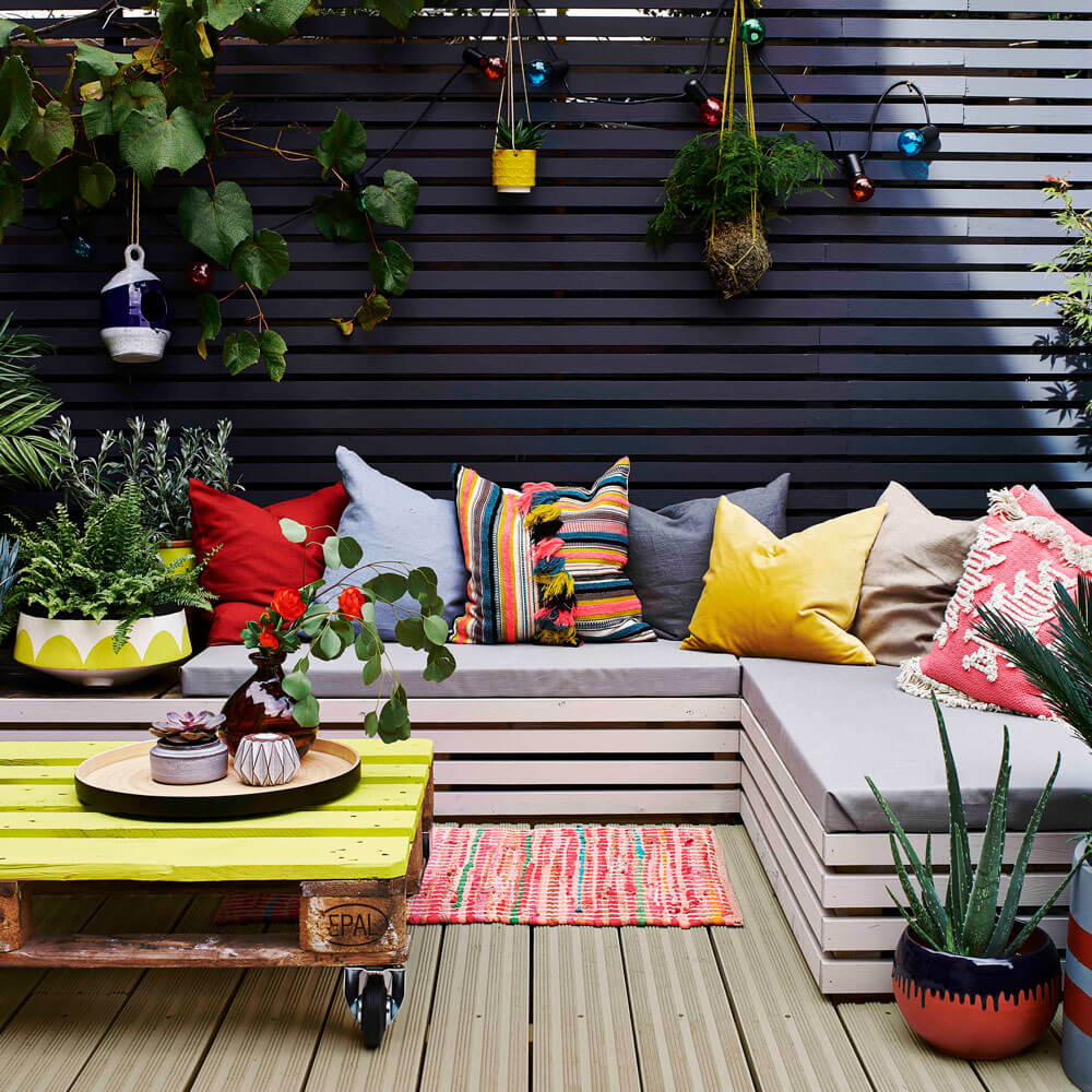 Innovative Ideas to Transform Your Home with DIY Pallet Furniture