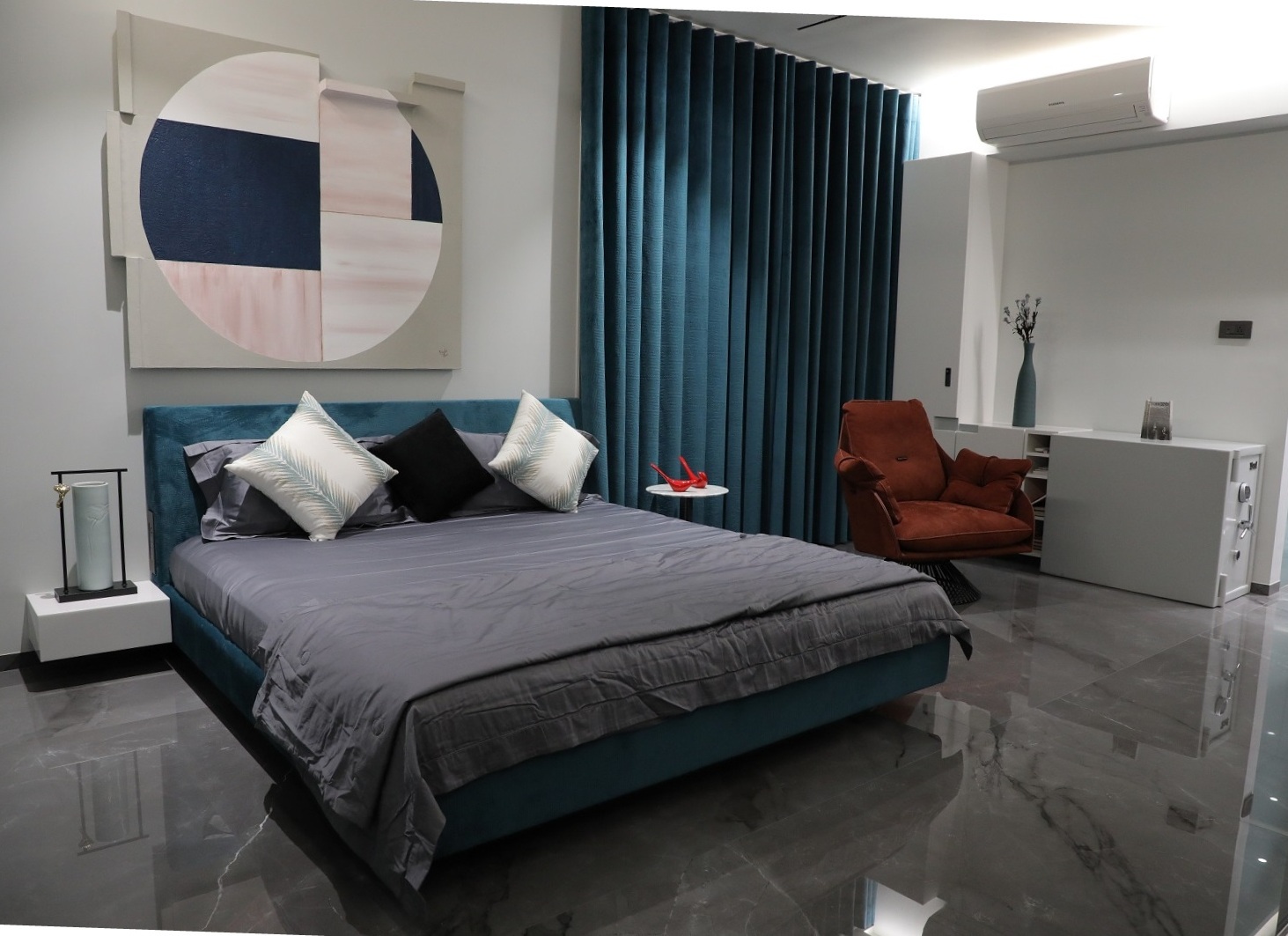 Master bedroom Design with geometrical art theme